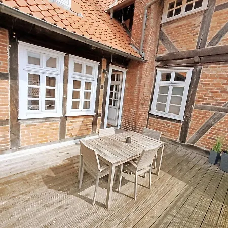 Apartment Gemuetliche Maisonettenwohnung In Elbe *